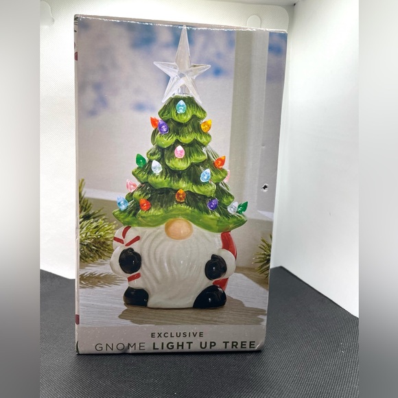 Merry Makers 8" Light-Up Ceramic Gnome Christmas Tree Multi Color Lights NIB - Picture 2 of 8